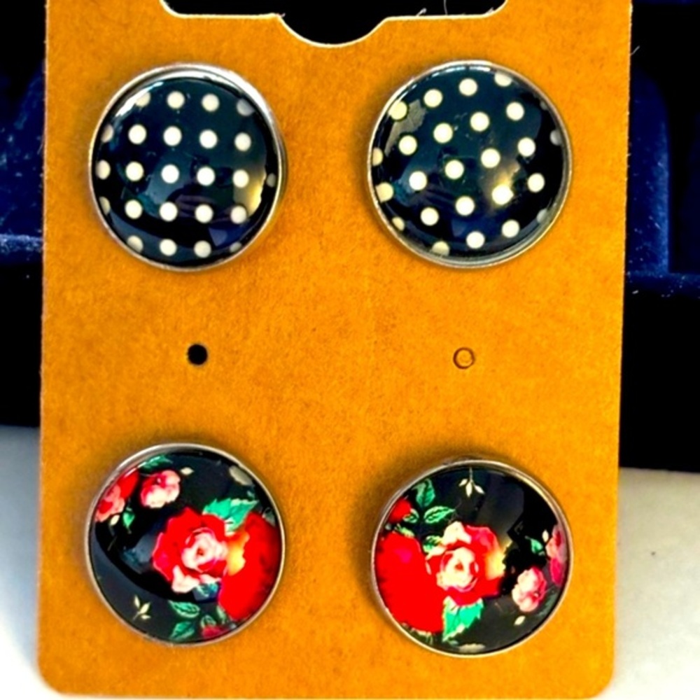 2 Pairs of 16mm Glass Floral Stainless Steel Earrings, NWT, Handmade, Unworn